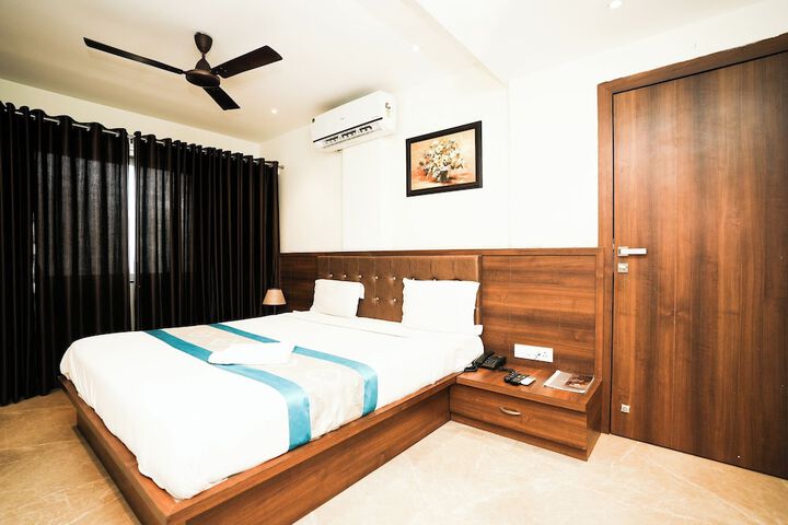Room 19 of 48