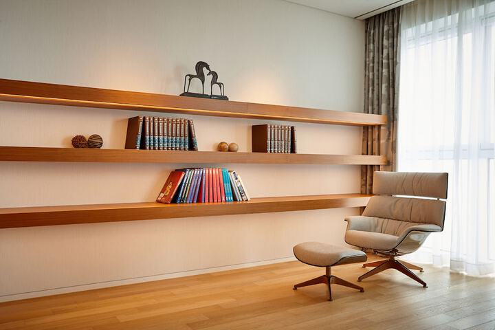Room 65 of 181