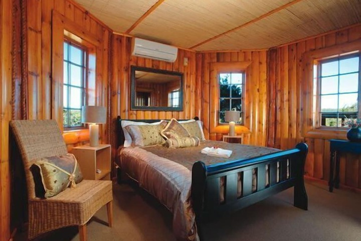 Room 6 of 20