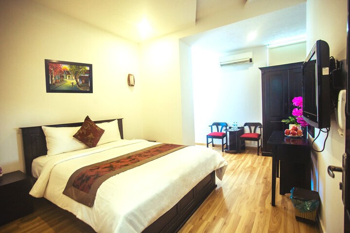 Room 8 of 31