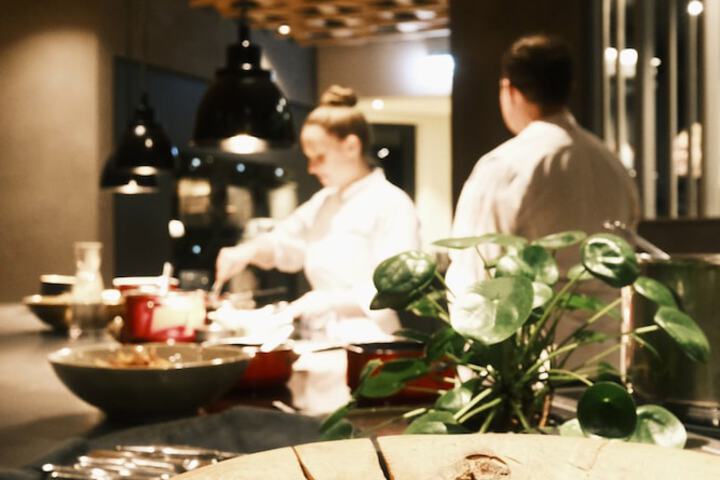 Dining 51 of 81