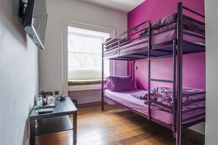 Room 10 of 69