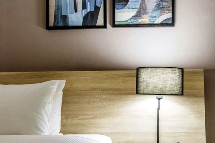 Room 41 of 63