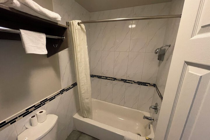 Room 17 of 21