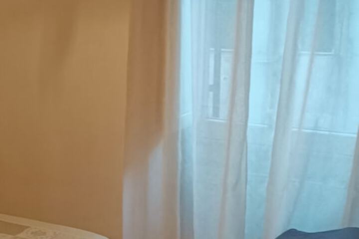 Room 13 of 20