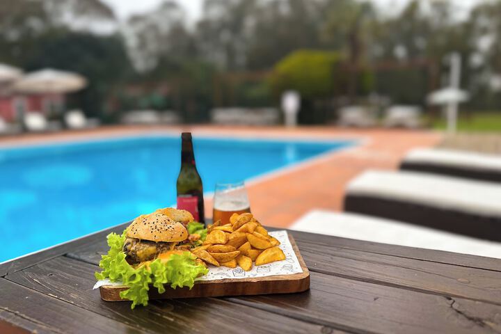 Dining 58 of 106
