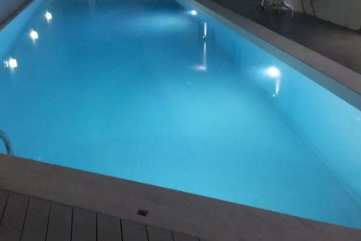 Pool 5 of 8