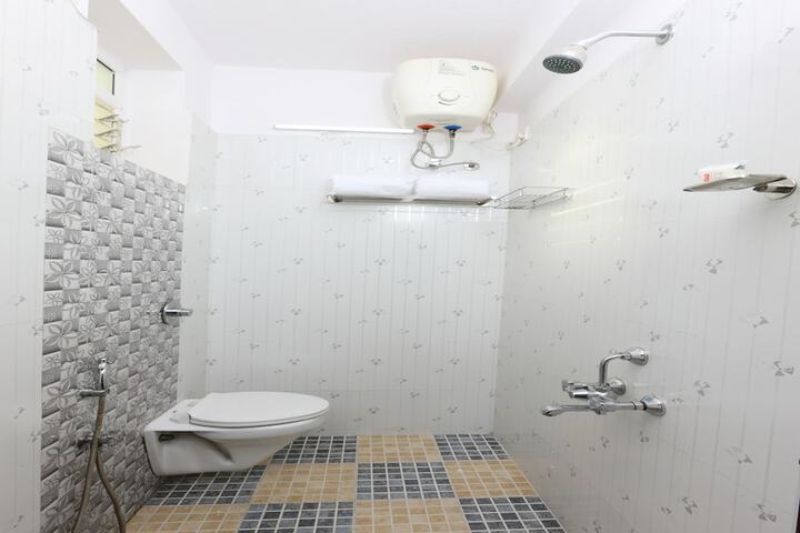 Room 17 of 17