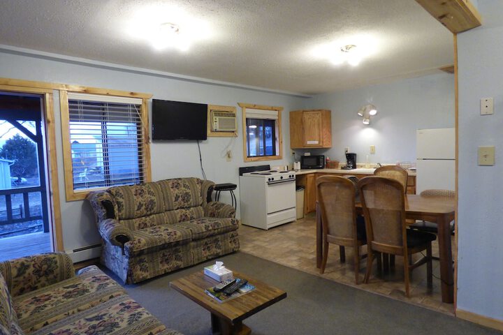 Room 8 of 39