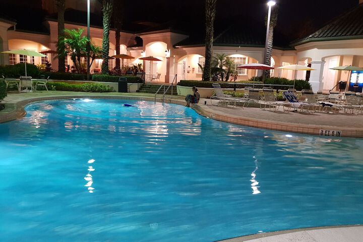 Pool 10 of 13
