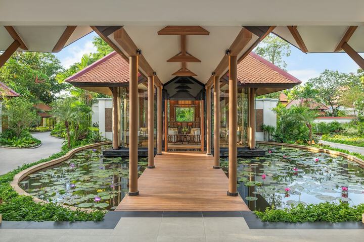 Guest Lobby