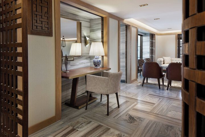 Room 46 of 115