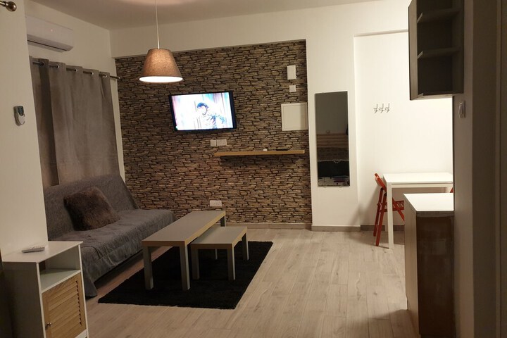 Room 18 of 29