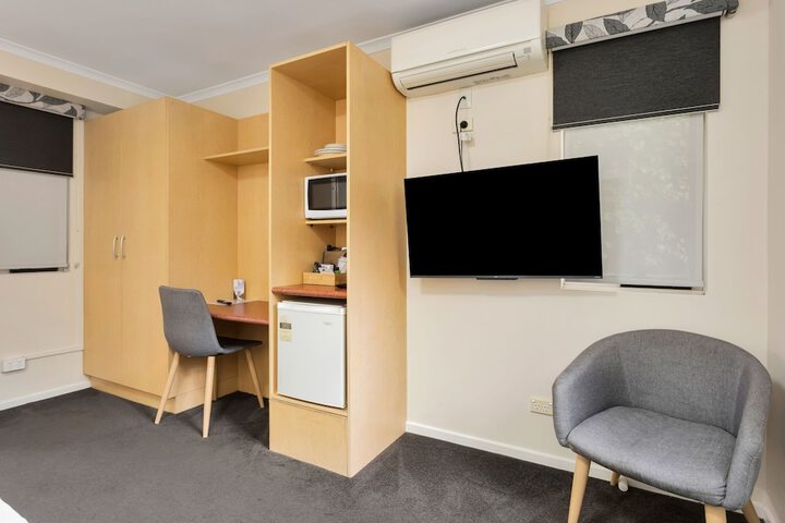 Room 15 of 72
