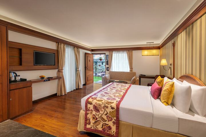 Room 5 of 79