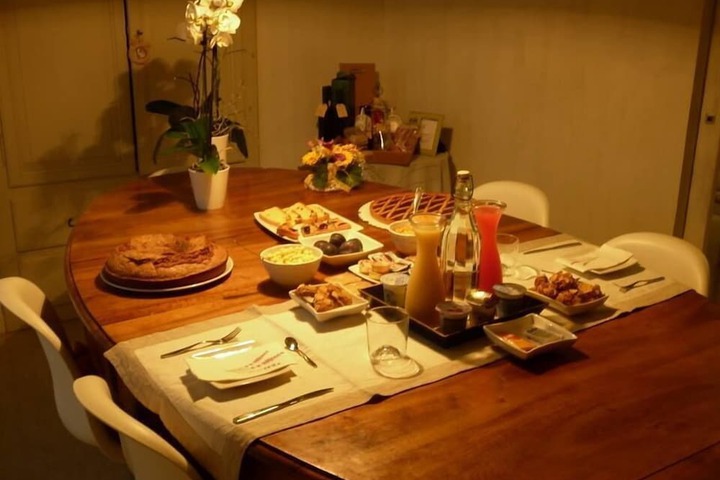 Breakfast/Coffee Service 16 of 28