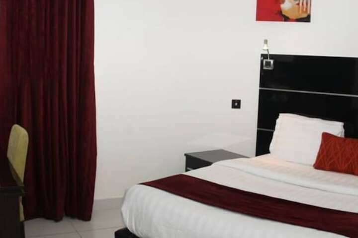 Room 2 of 26
