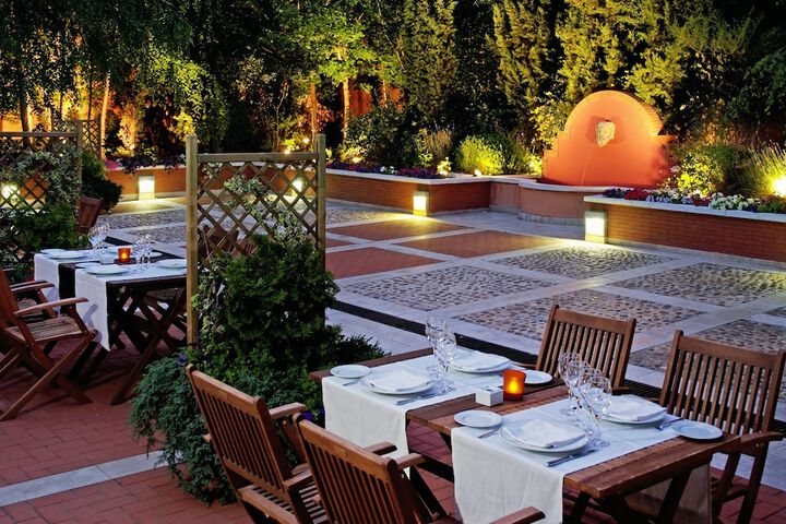 Terrace/Patio 21 of 25