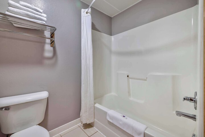 Clean Restrooms