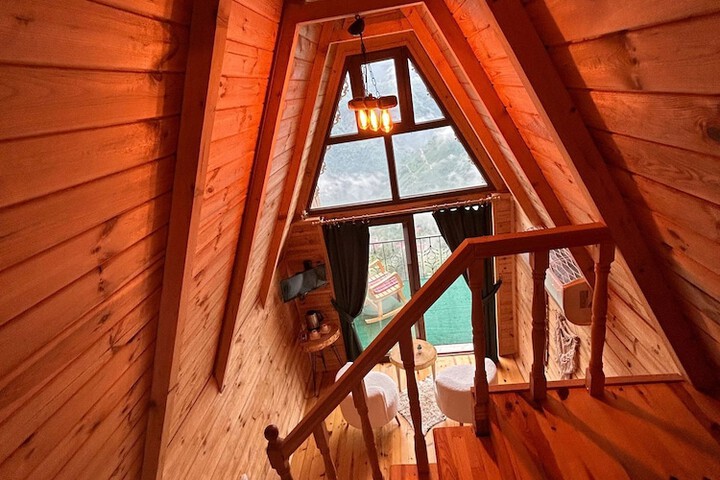Room 4 of 26