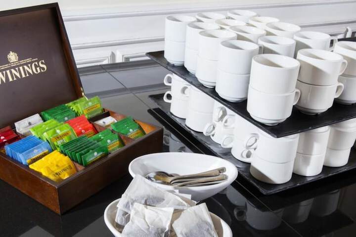 Breakfast/Coffee Service 29 of 50