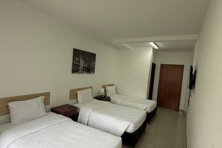 Room 14 of 36