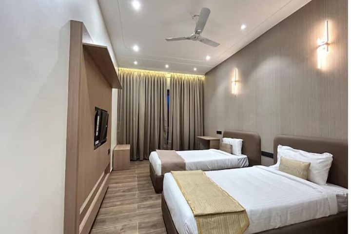 Room 21 of 30