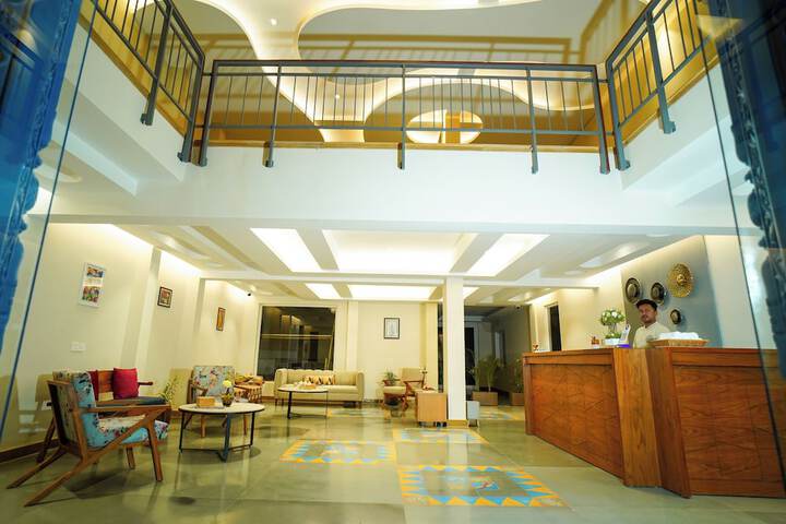 Hotel Interior 6 of 22