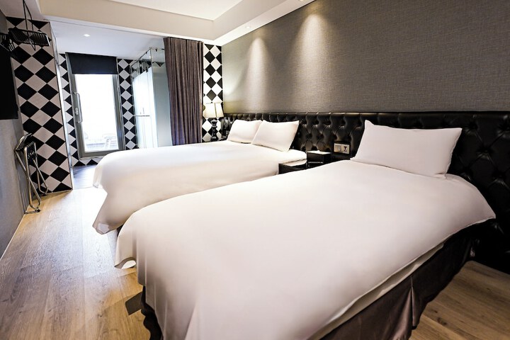 Room 87 of 146