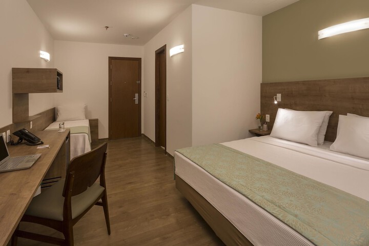 Room 22 of 60