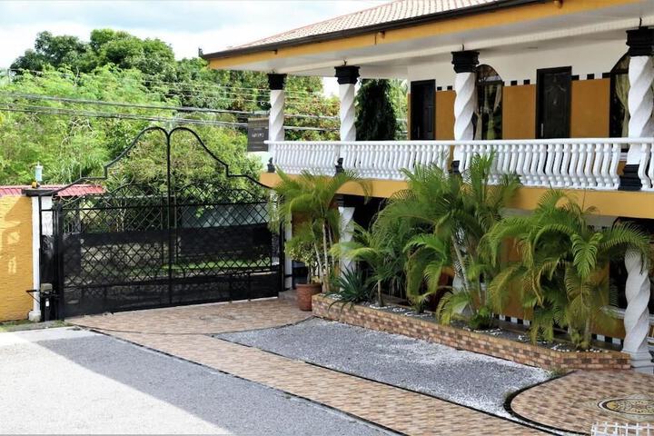 Hotel Exterior 68 of 68