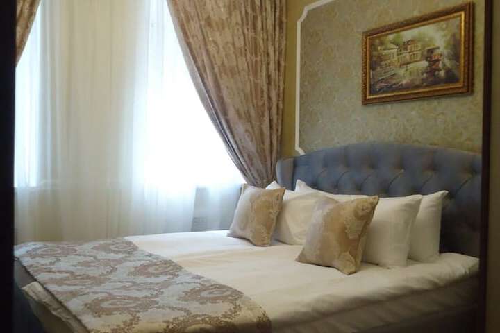 Room 6 of 29