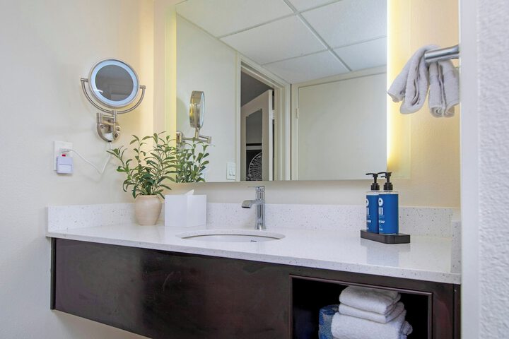Clean Restrooms