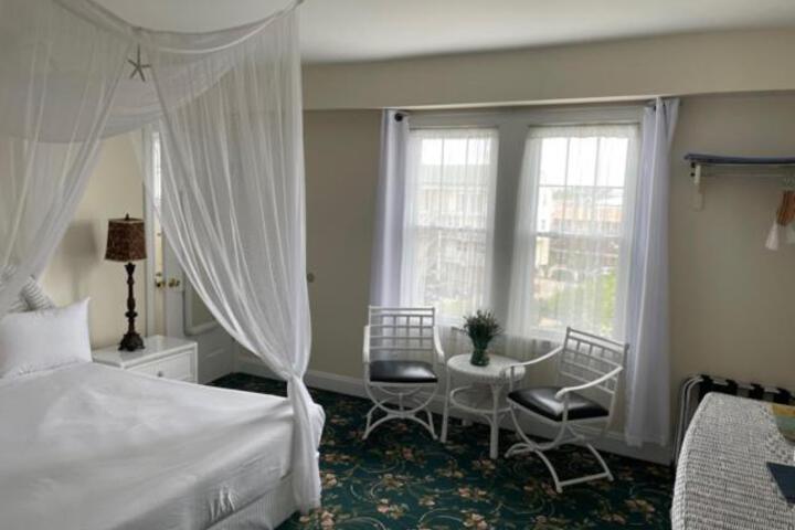 General 10 of 36