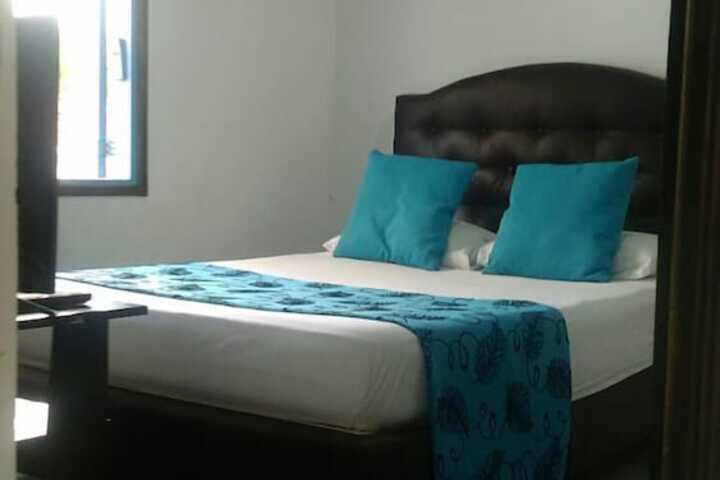 Room 14 of 64