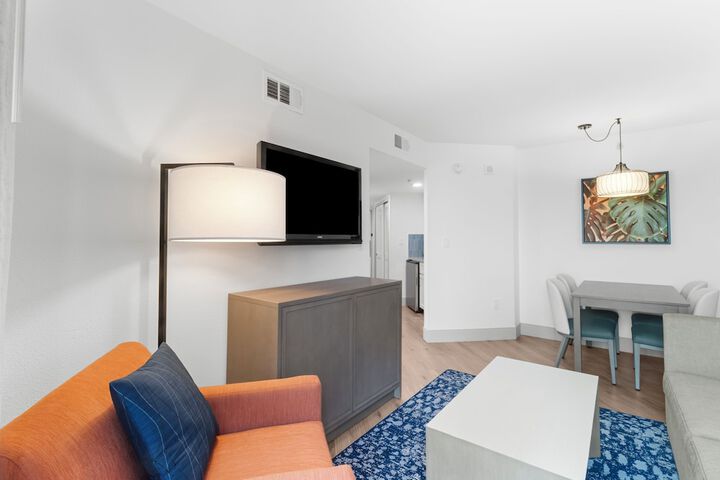 Room 127 of 218