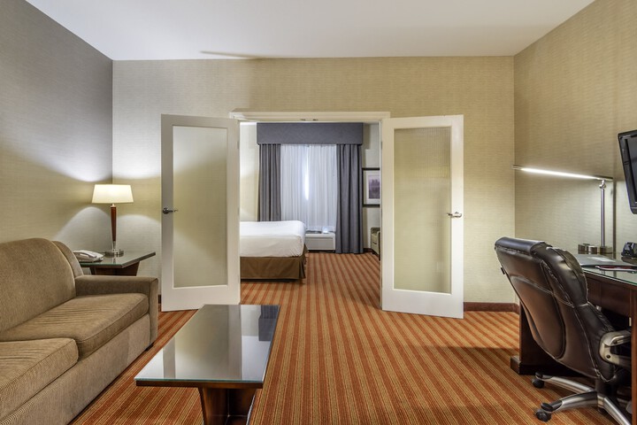 Room 17 of 31