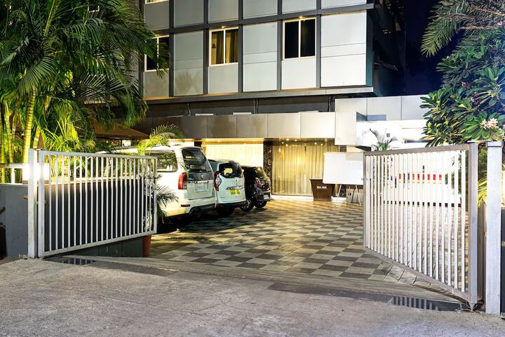 Hotel 37 of 40