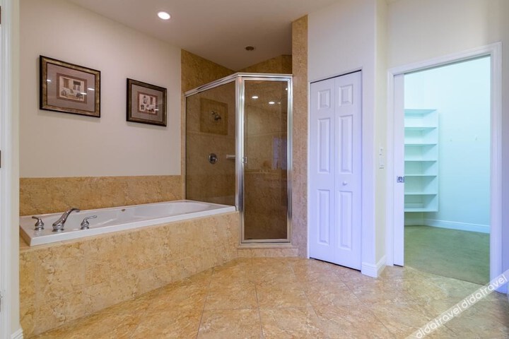 Harbor Landings Condo