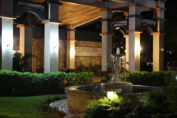 Hotel Exterior 44 of 45