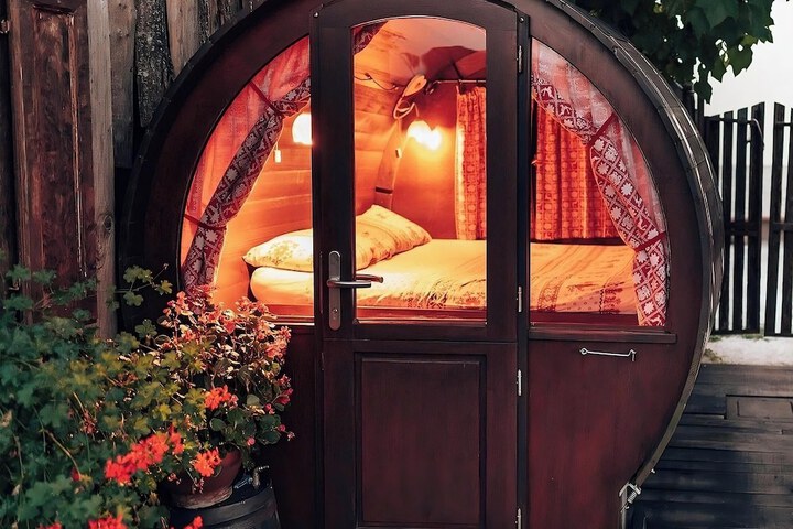 Room 5 of 25