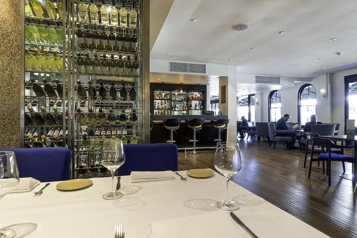 Dining 53 of 91