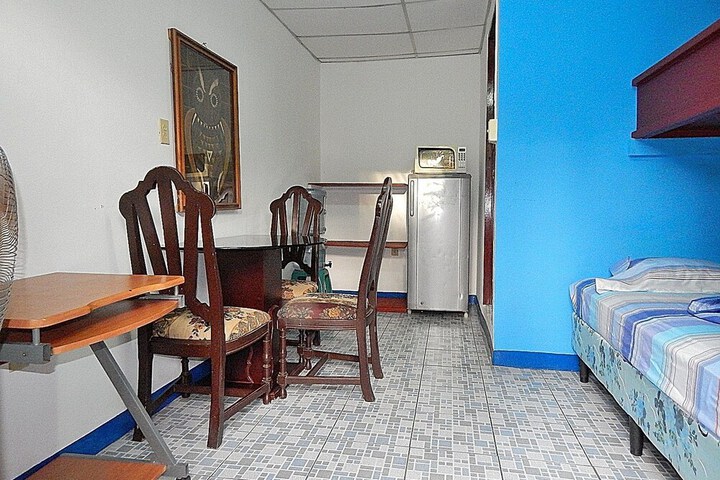 Room 13 of 46