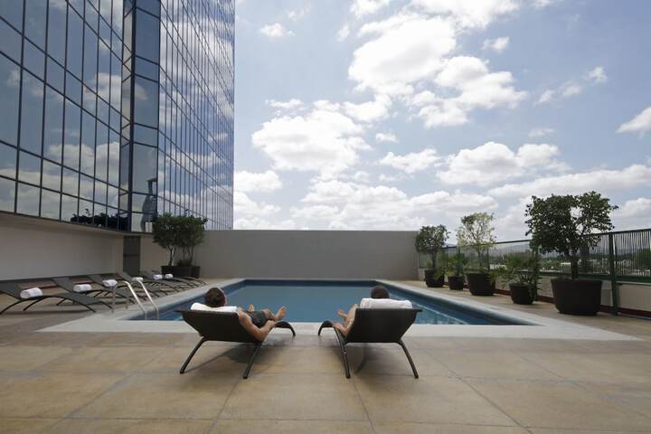 Pool 45 of 76