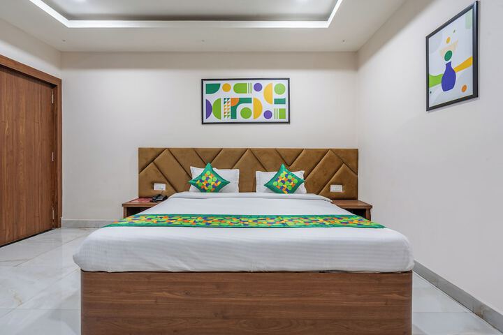 Room 14 of 45
