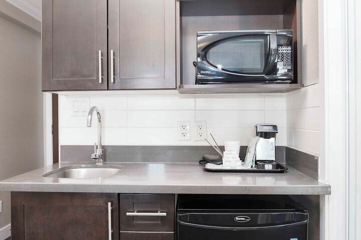 Private kitchenette