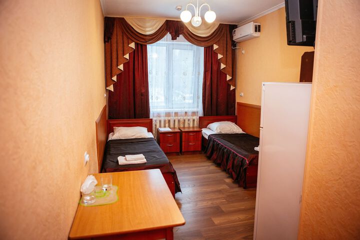Room 7 of 40