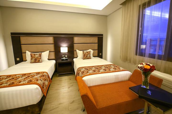 Room 13 of 86