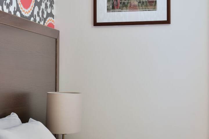 Room 5 of 44