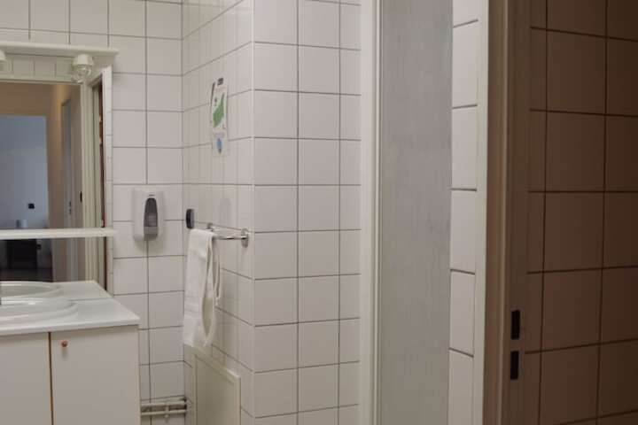 Room 17 of 45